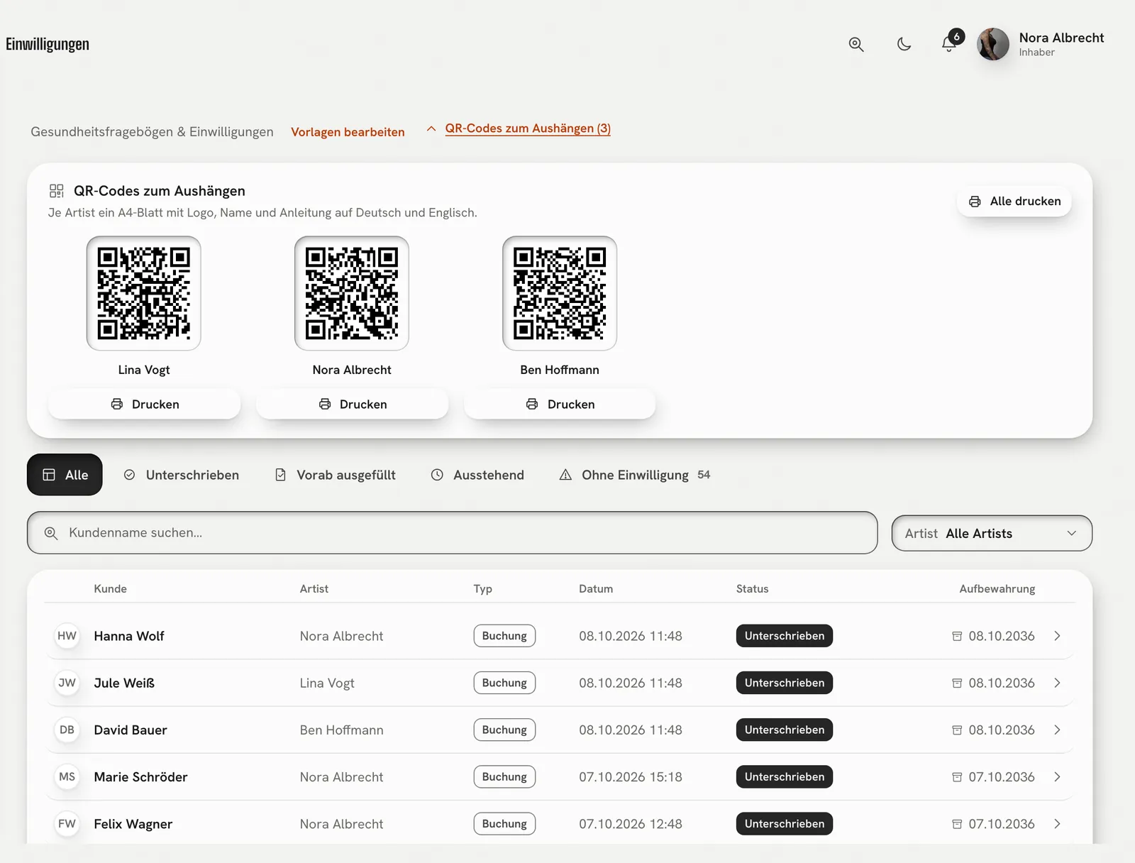 Die Einwilligungen des Studios: QR-Codes je Artist zum Aushängen und die Liste der Bögen